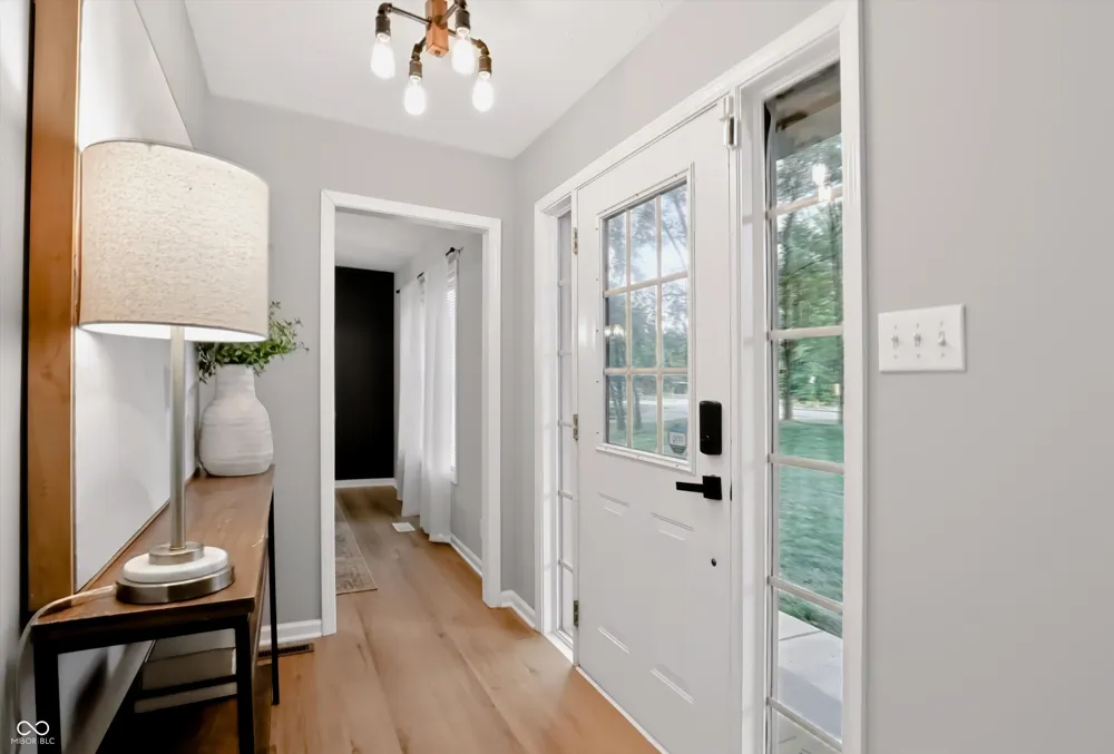 3608 Kessler Boulevard East Drive Indianapolis, IN 46220