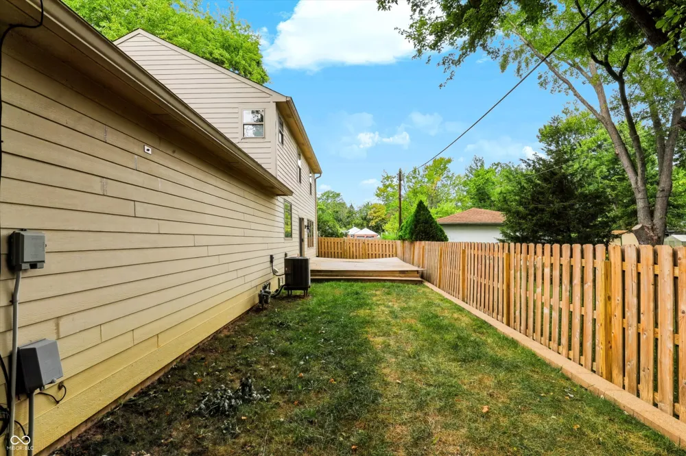 3608 Kessler Boulevard East Drive Indianapolis, IN 46220