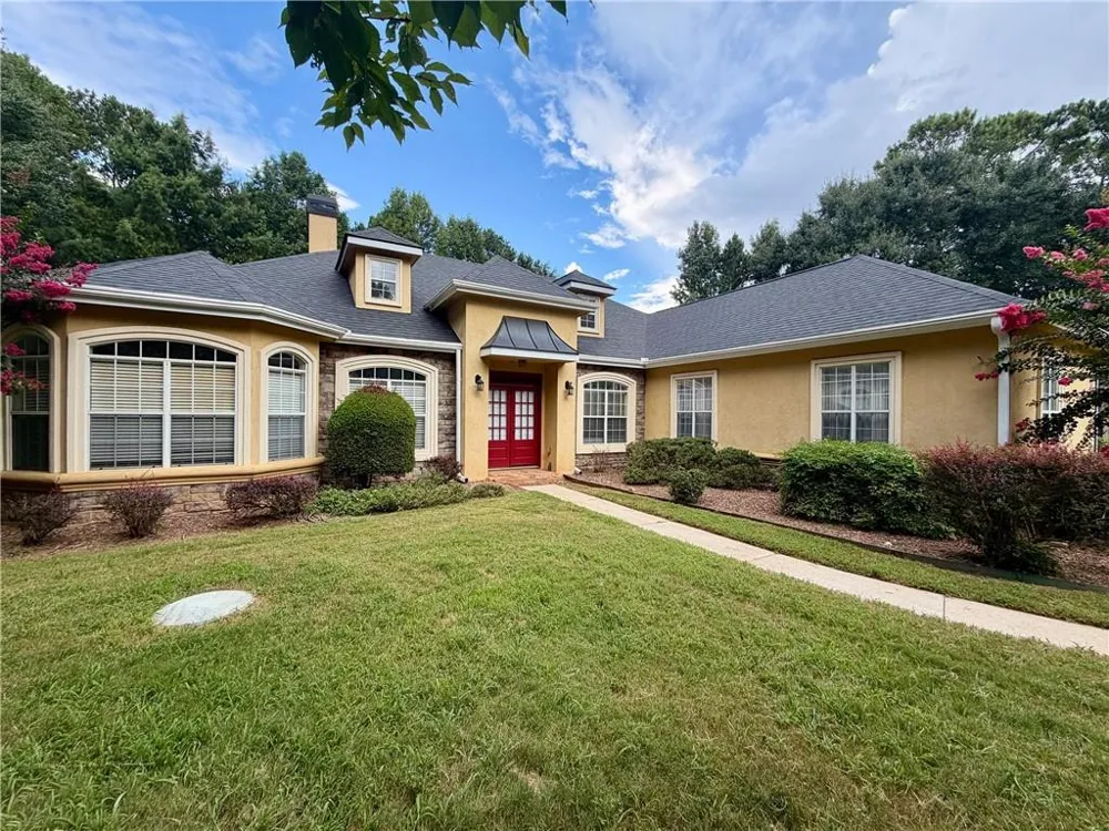 206 Enclave Lane Newnan, GA 30263
