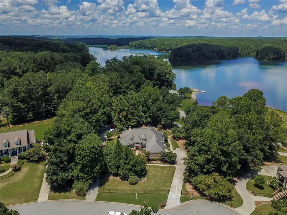 206 Enclave Lane Newnan, GA 30263