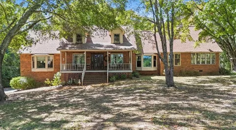 450 Lucas Road SW