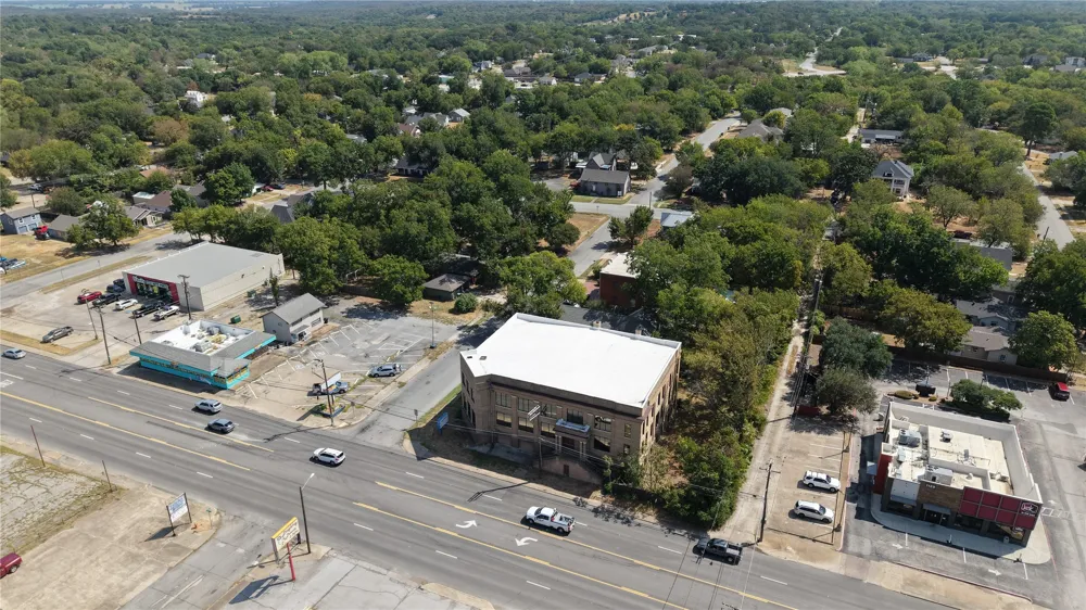 1100 S Austin Avenue Denison, TX 75020