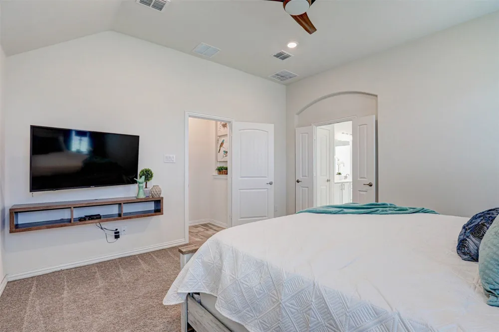 14864 Gilley Lane Fort Worth, TX 76052