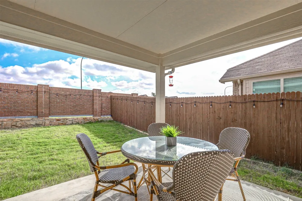 14864 Gilley Lane Fort Worth, TX 76052