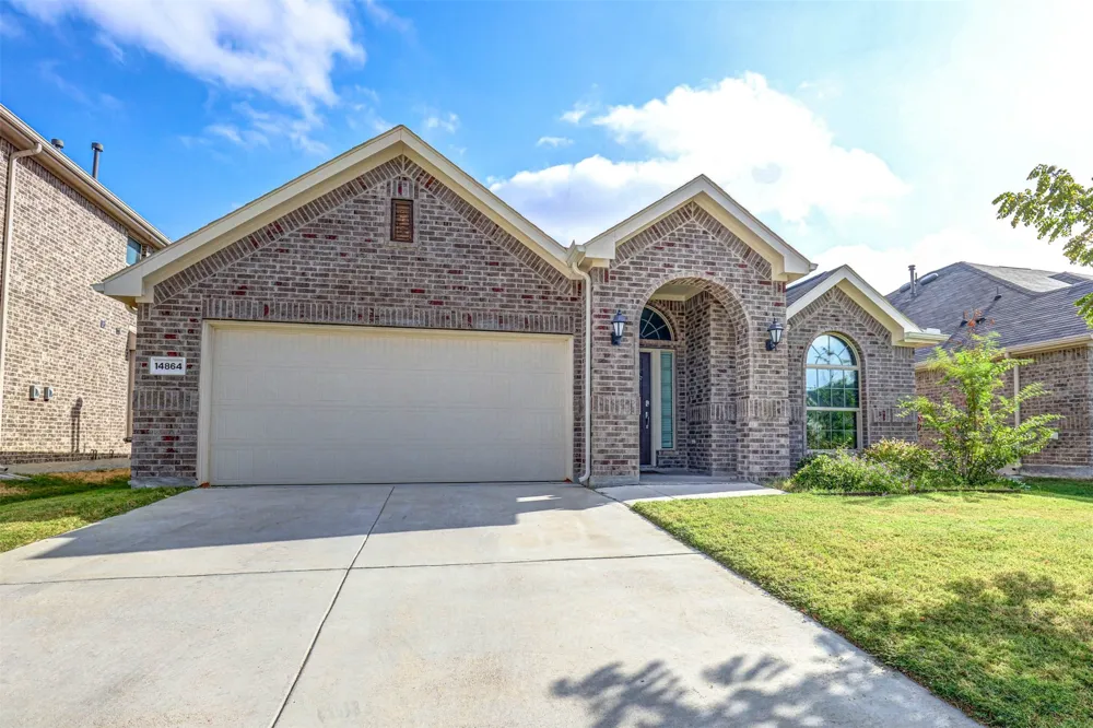 14864 Gilley Lane Fort Worth, TX 76052