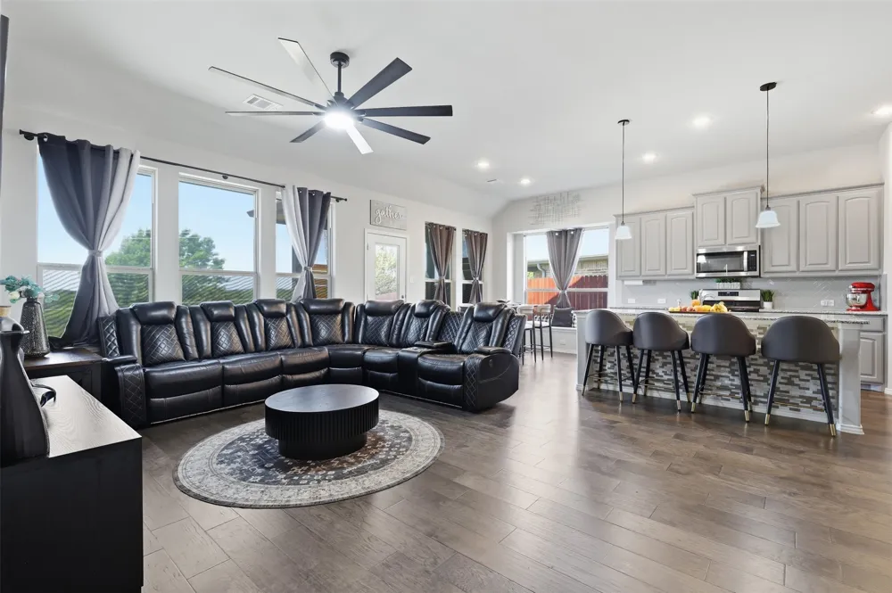 728 Ruellia Street Weatherford, TX 76086