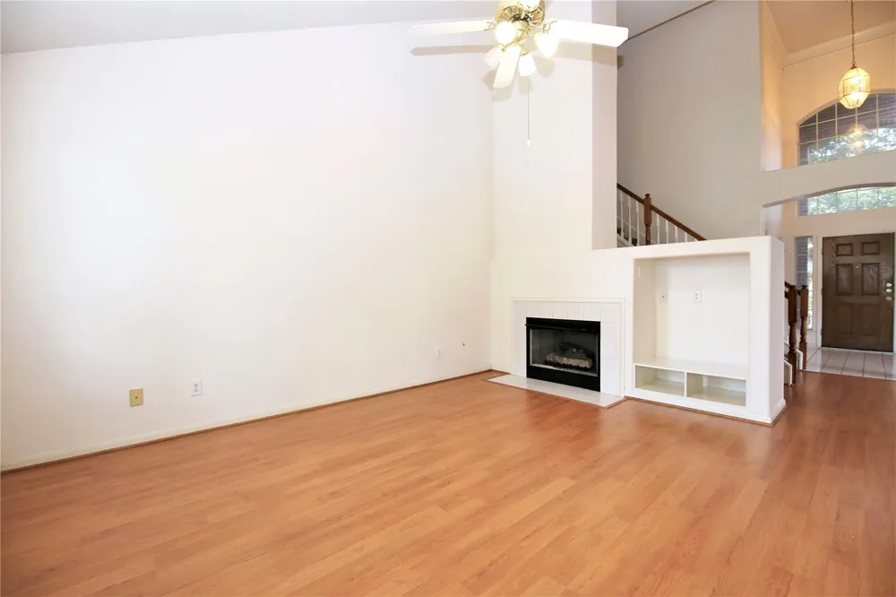 4602 Rainbow Valley Court Missouri City, TX 77459