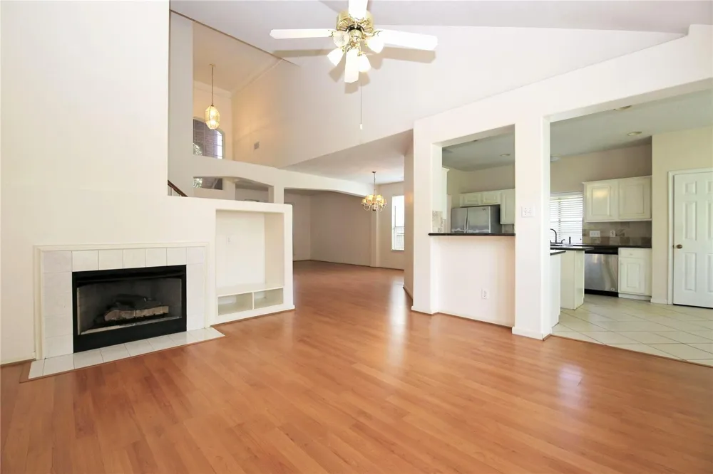 4602 Rainbow Valley Court Missouri City, TX 77459