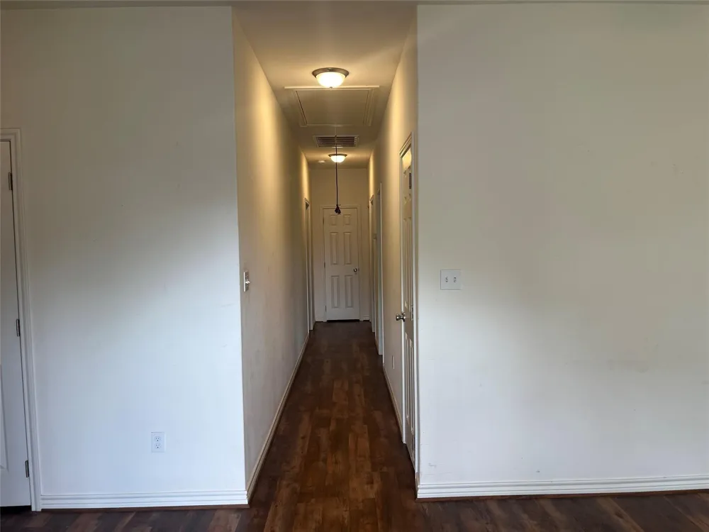 1843 Caroline Lane Sealy, TX 77474