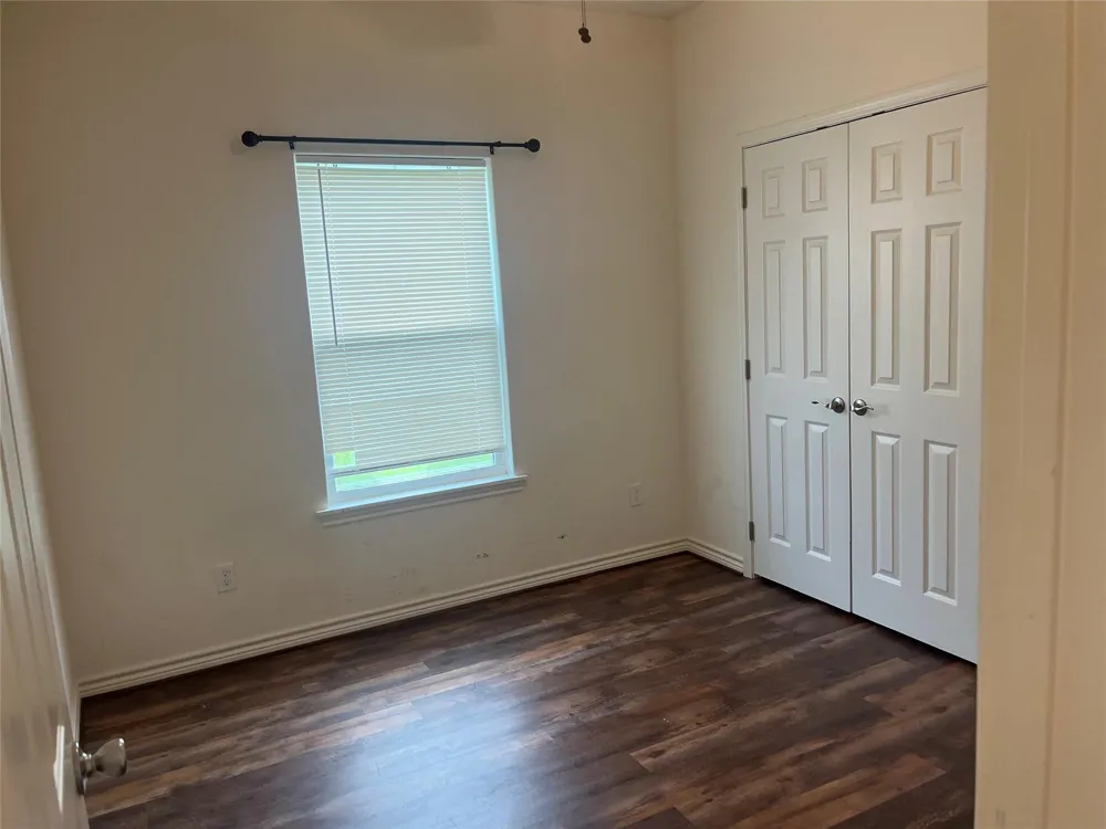 1843 Caroline Lane Sealy, TX 77474