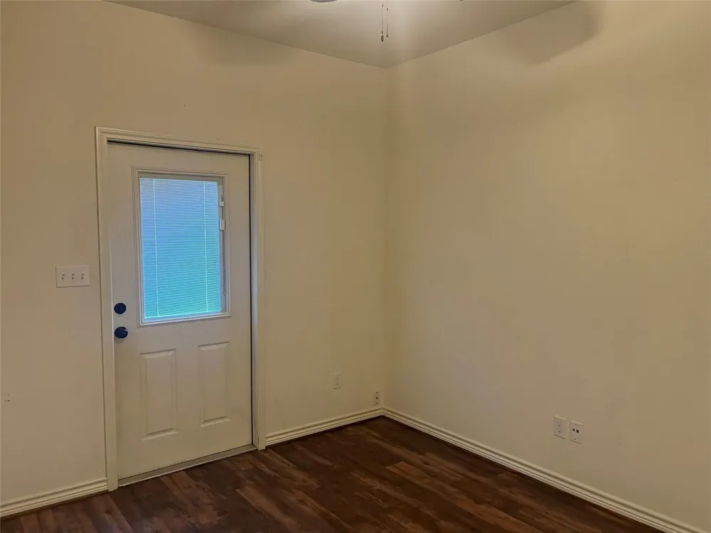 1843 Caroline Lane Sealy, TX 77474