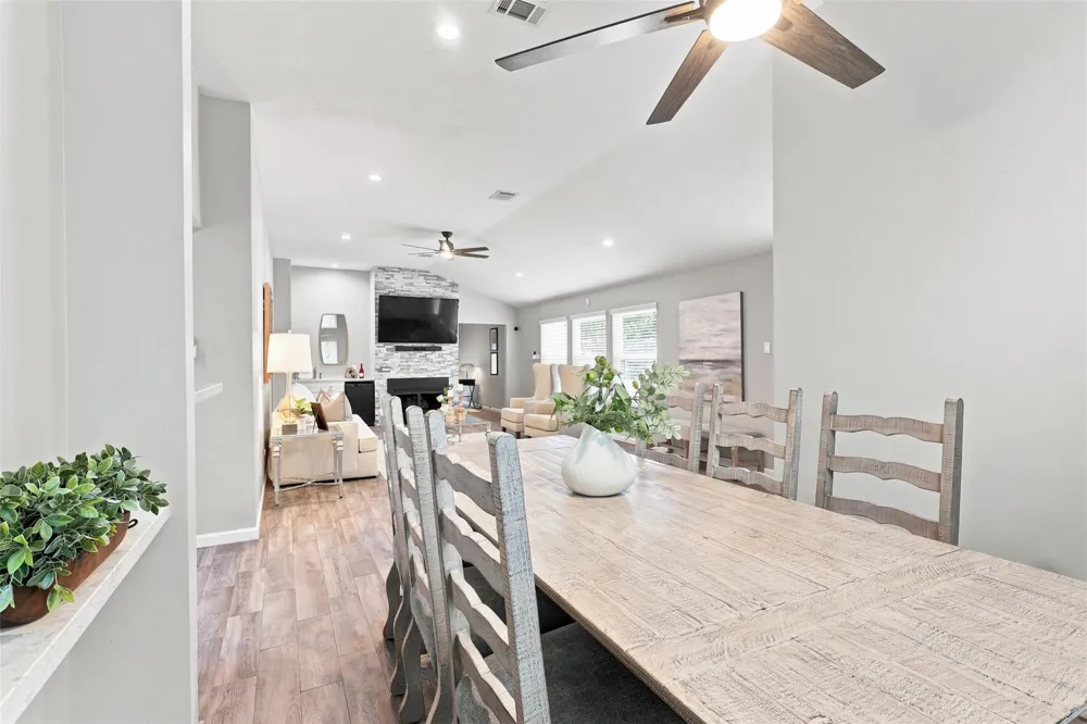 1438 Middlesbrough Lane Missouri City, TX 77459