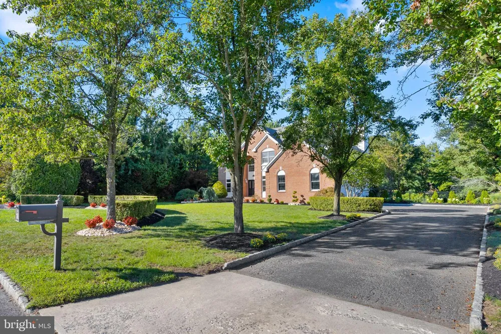 150 LIONS Freehold, NJ 07728