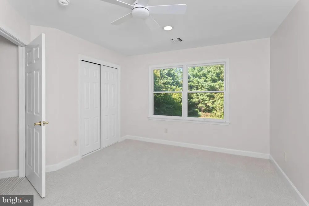 150 LIONS Freehold, NJ 07728
