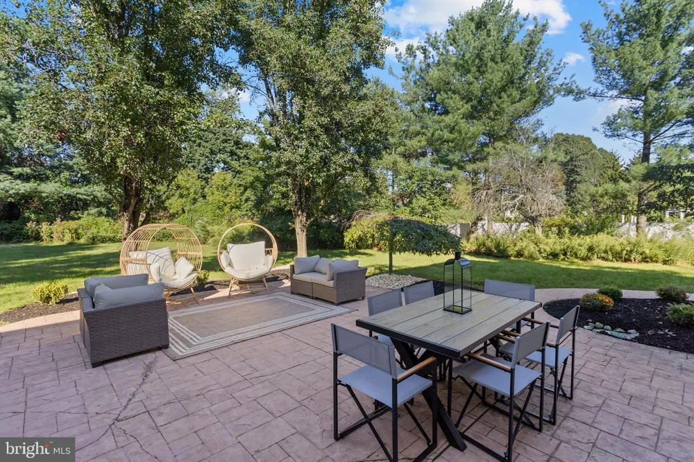 150 LIONS Freehold, NJ 07728
