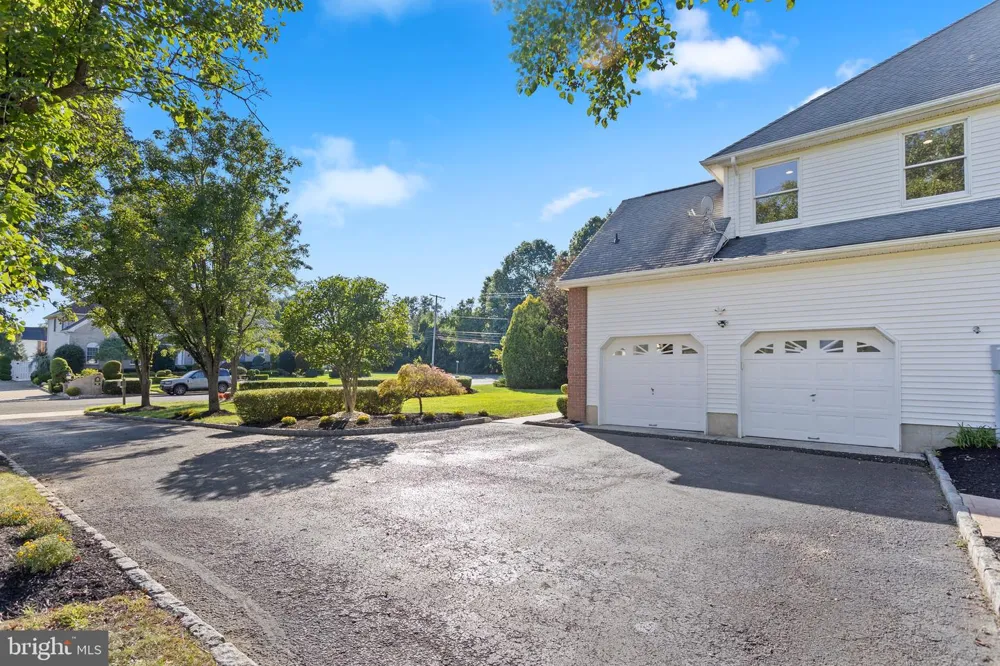 150 LIONS Freehold, NJ 07728