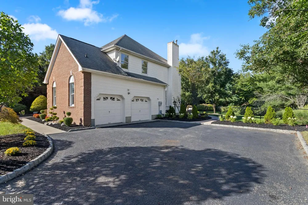 150 LIONS Freehold, NJ 07728