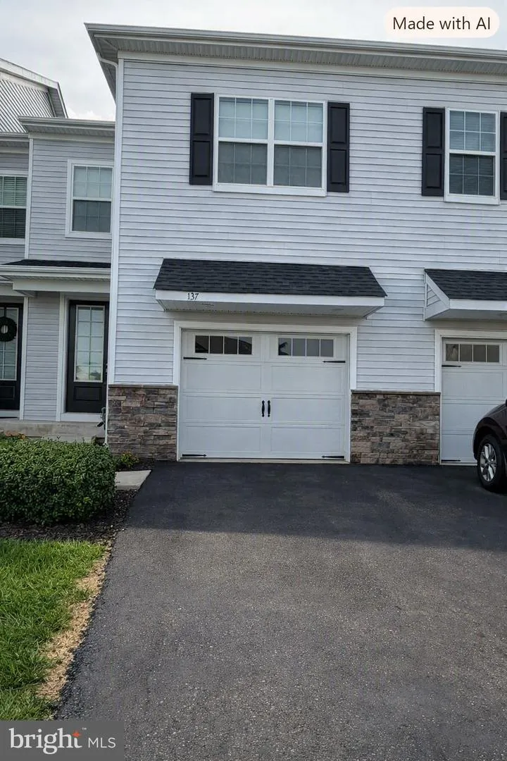 137 GOLDENVALE DRIVE Royersford, PA 19468