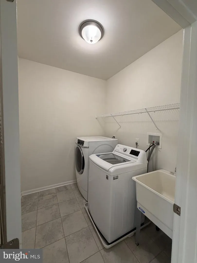 137 GOLDENVALE DRIVE Royersford, PA 19468