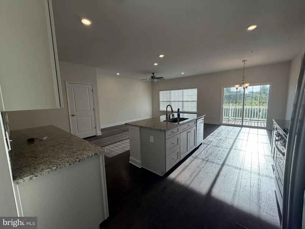 137 GOLDENVALE DRIVE Royersford, PA 19468
