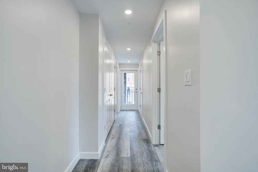 2240 FRANKFORD AVENUE #4 Philadelphia, PA 19125