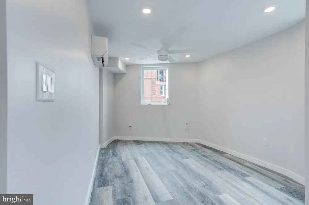 2240 FRANKFORD AVENUE #4 Philadelphia, PA 19125