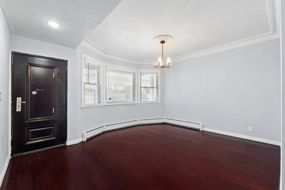 257 KENNEDY BLVD Bayonne, NJ 07002