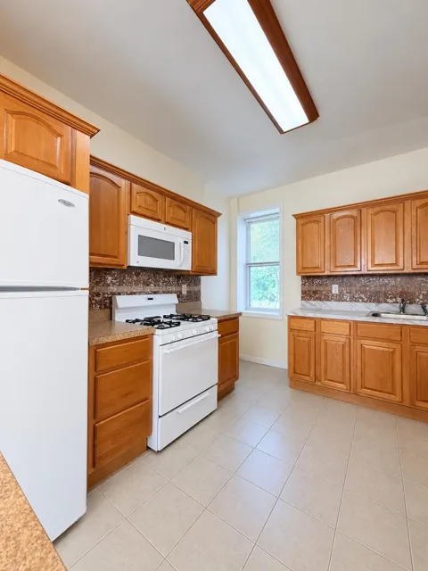 103 WESTOVER PL