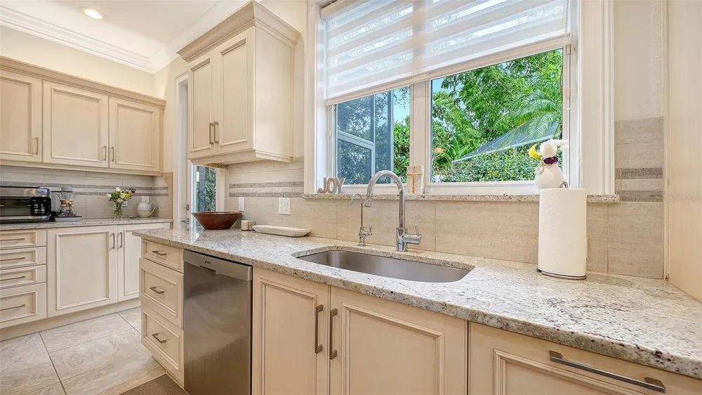 1359 TEAROSE PLACE Sarasota, FL 34239