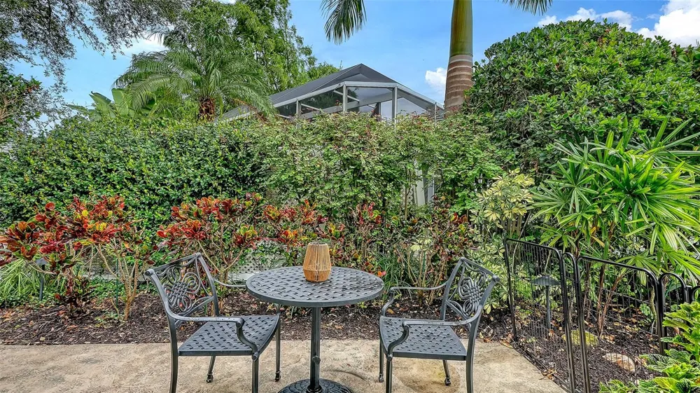 1359 TEAROSE PLACE Sarasota, FL 34239