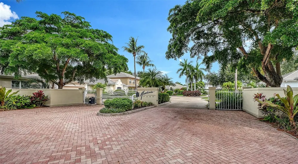 1359 TEAROSE PLACE Sarasota, FL 34239