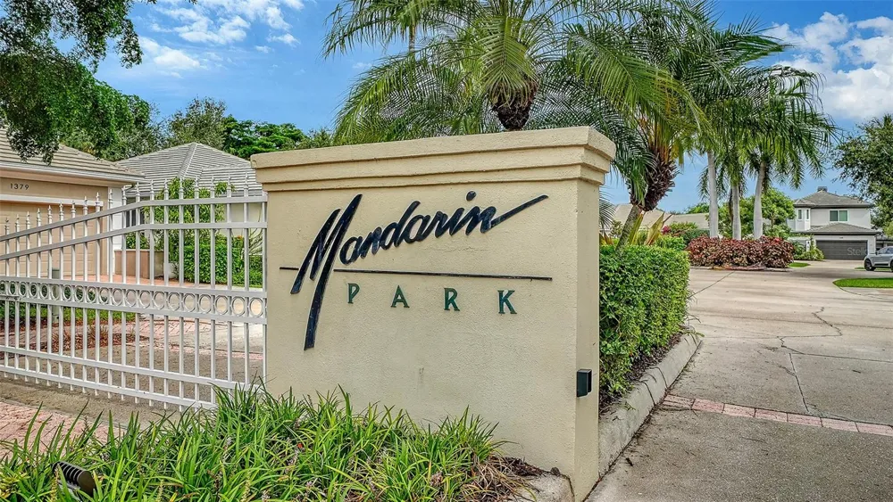 1359 TEAROSE PLACE Sarasota, FL 34239