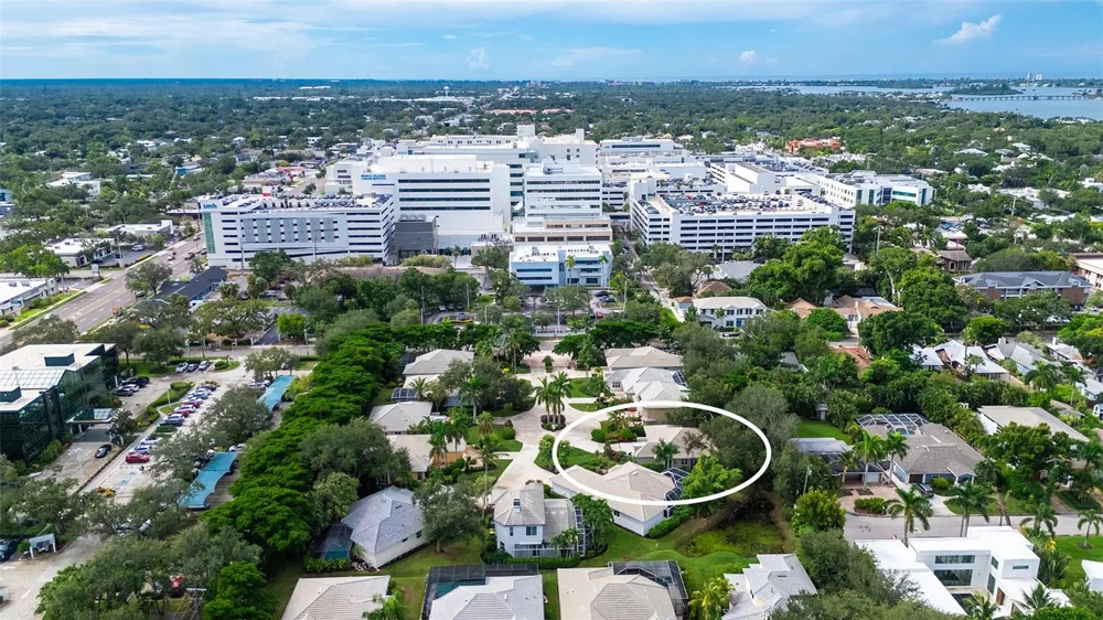 1359 TEAROSE PLACE Sarasota, FL 34239