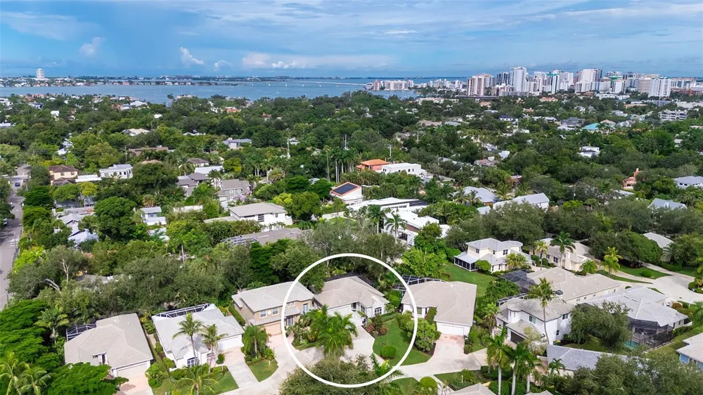 1359 TEAROSE PLACE Sarasota, FL 34239