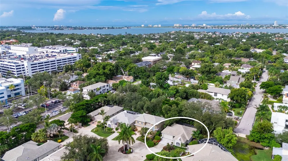 1359 TEAROSE PLACE Sarasota, FL 34239