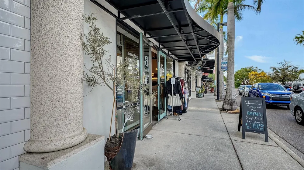 1359 TEAROSE PLACE Sarasota, FL 34239