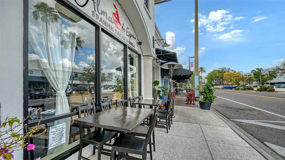 1359 TEAROSE PLACE Sarasota, FL 34239