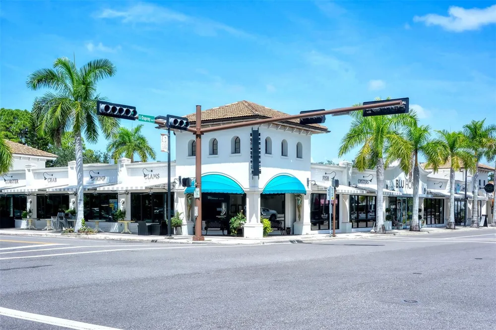 1359 TEAROSE PLACE Sarasota, FL 34239