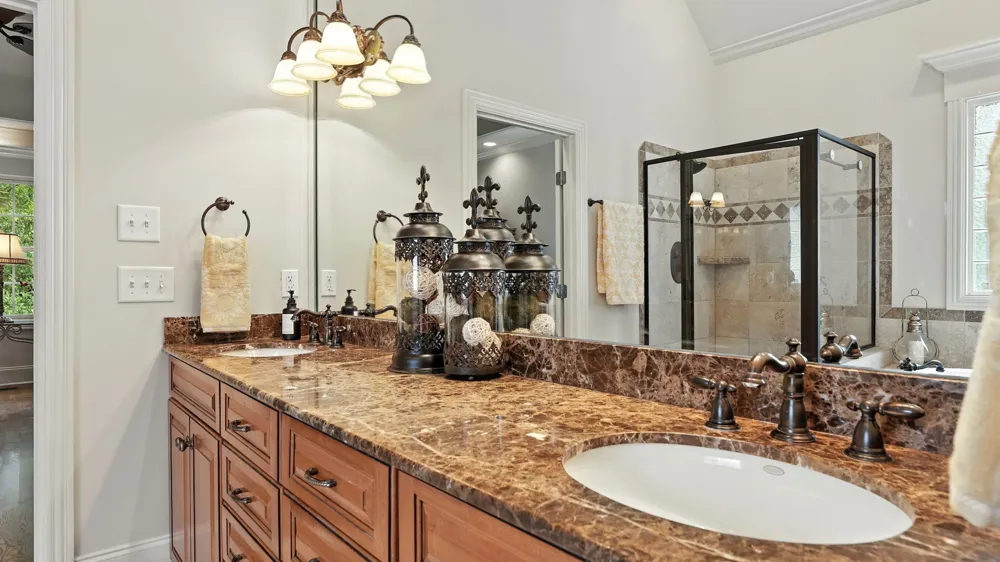 520 DERBY DOWNS Lebanon, TN 37087