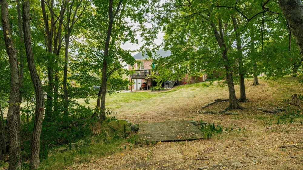 520 DERBY DOWNS Lebanon, TN 37087