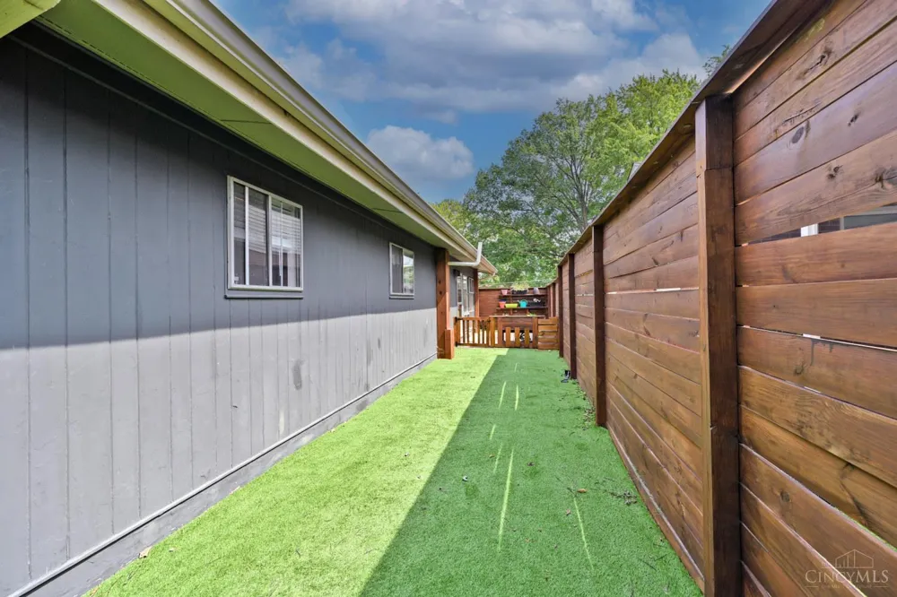 1019 Rosetree Lane Anderson, OH 45230