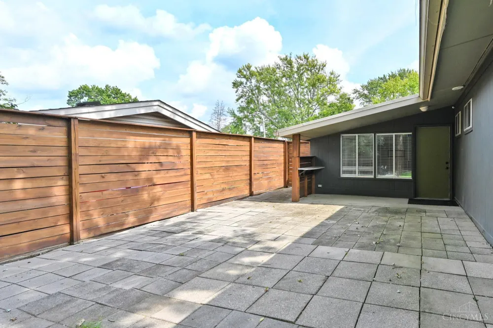 1019 Rosetree Lane Anderson, OH 45230