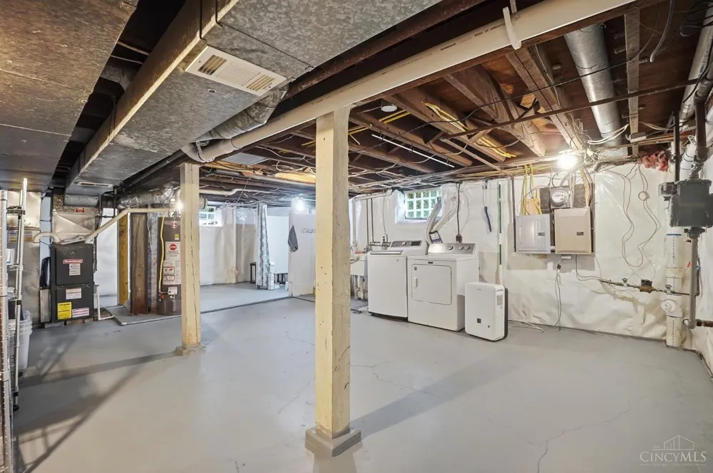 5300 Stewart Avenue Cincinnati, OH 45227