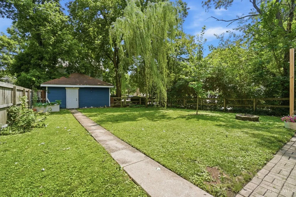 5300 Stewart Avenue Cincinnati, OH 45227