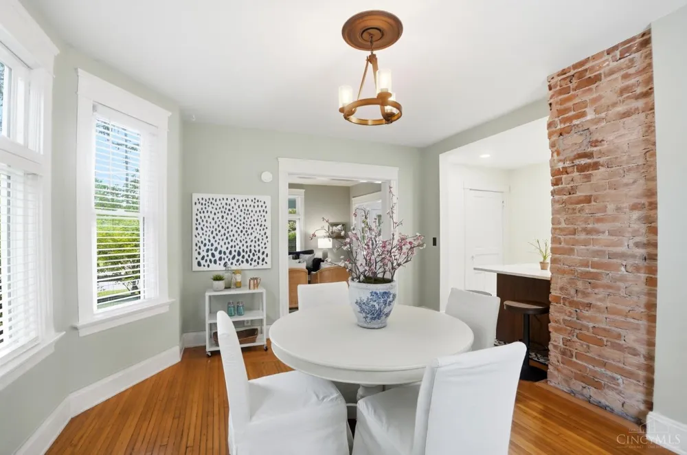 5300 Stewart Avenue Cincinnati, OH 45227