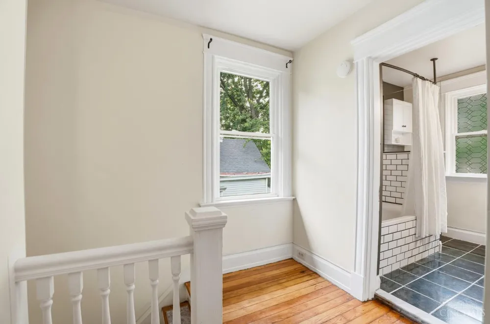 5300 Stewart Avenue Cincinnati, OH 45227