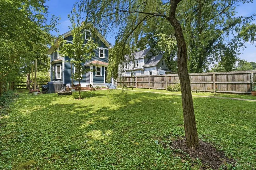 5300 Stewart Avenue Cincinnati, OH 45227