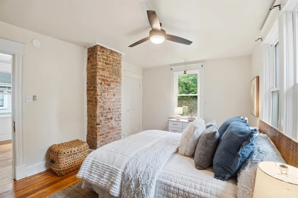 5300 Stewart Avenue Cincinnati, OH 45227