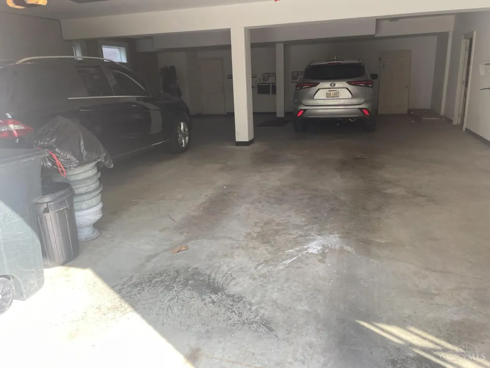 5595 Boomer Road Cincinnati, OH 45247