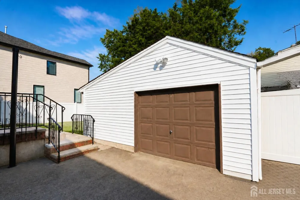 193 Old Road Sewaren, NJ 07077